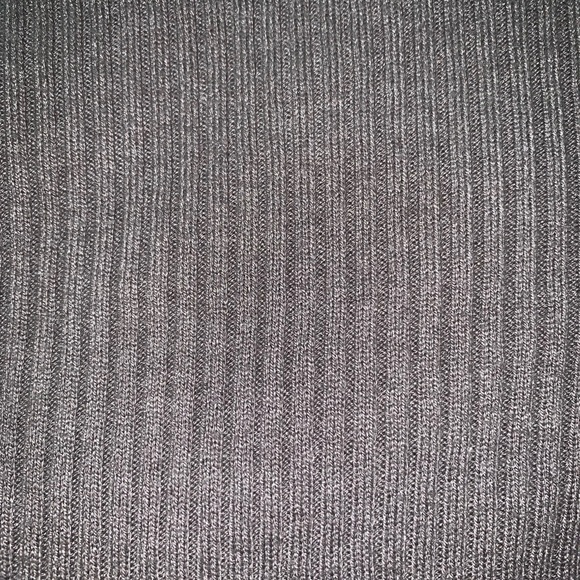 Shirt - Picture 3 of 4